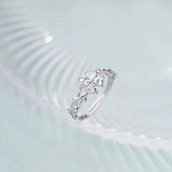 Designer Stílusú Ezüst Színű Szerencsés Virág Gyűrű, Szív alakú Virág Cirkon Gyűrűk Nők Lány Barátja, Ajándék, Divat Ékszerek