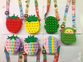 Új Egyszarvú Egyszerű Dimple Messenger Bag Fidget Játékok Nyomja Buborék anti stressz Gyermekek Játék Pop, A Kulcstartó, Tárca ingyenes szállítás